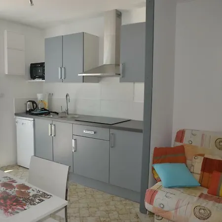 Holiday home Maisonnette Maumusson *